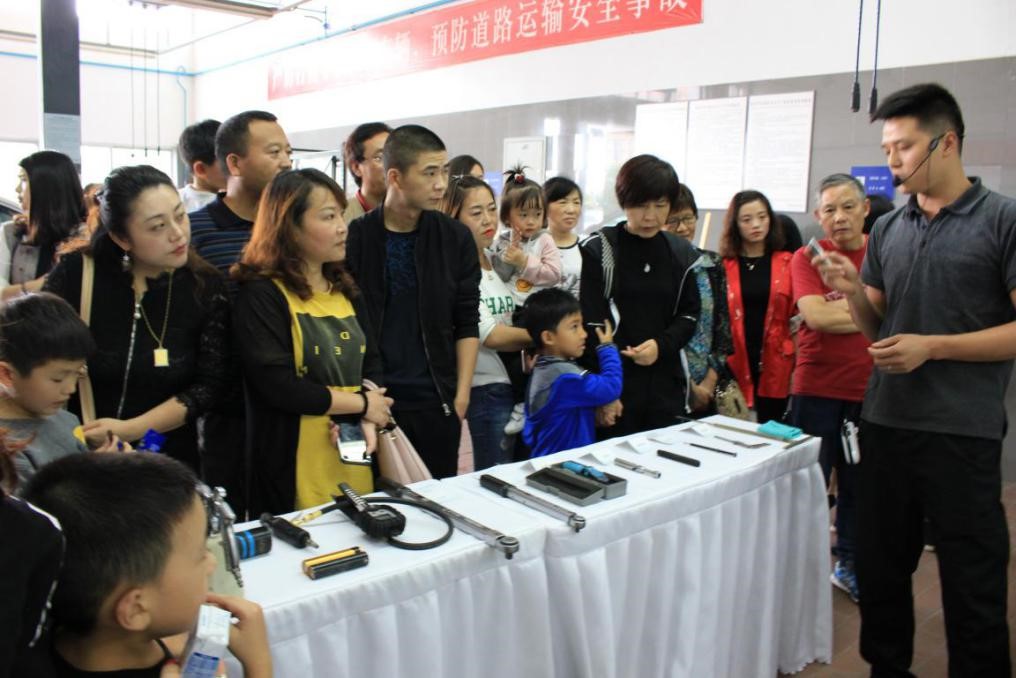 月滿中秋 德陽華星錦業(yè)車間開放日&月餅DIY特別活動圓滿結(jié)束_騰凱融資租賃