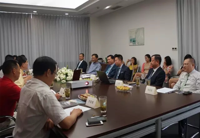 四川華星汽車集團(tuán)旗下華星錦業(yè)集團(tuán)冠名四川大學(xué)120周年校慶系列活動(dòng)暨第九屆全國名校EMBA網(wǎng)球精英賽冠名簽約儀式隆重舉行_騰凱融資租賃