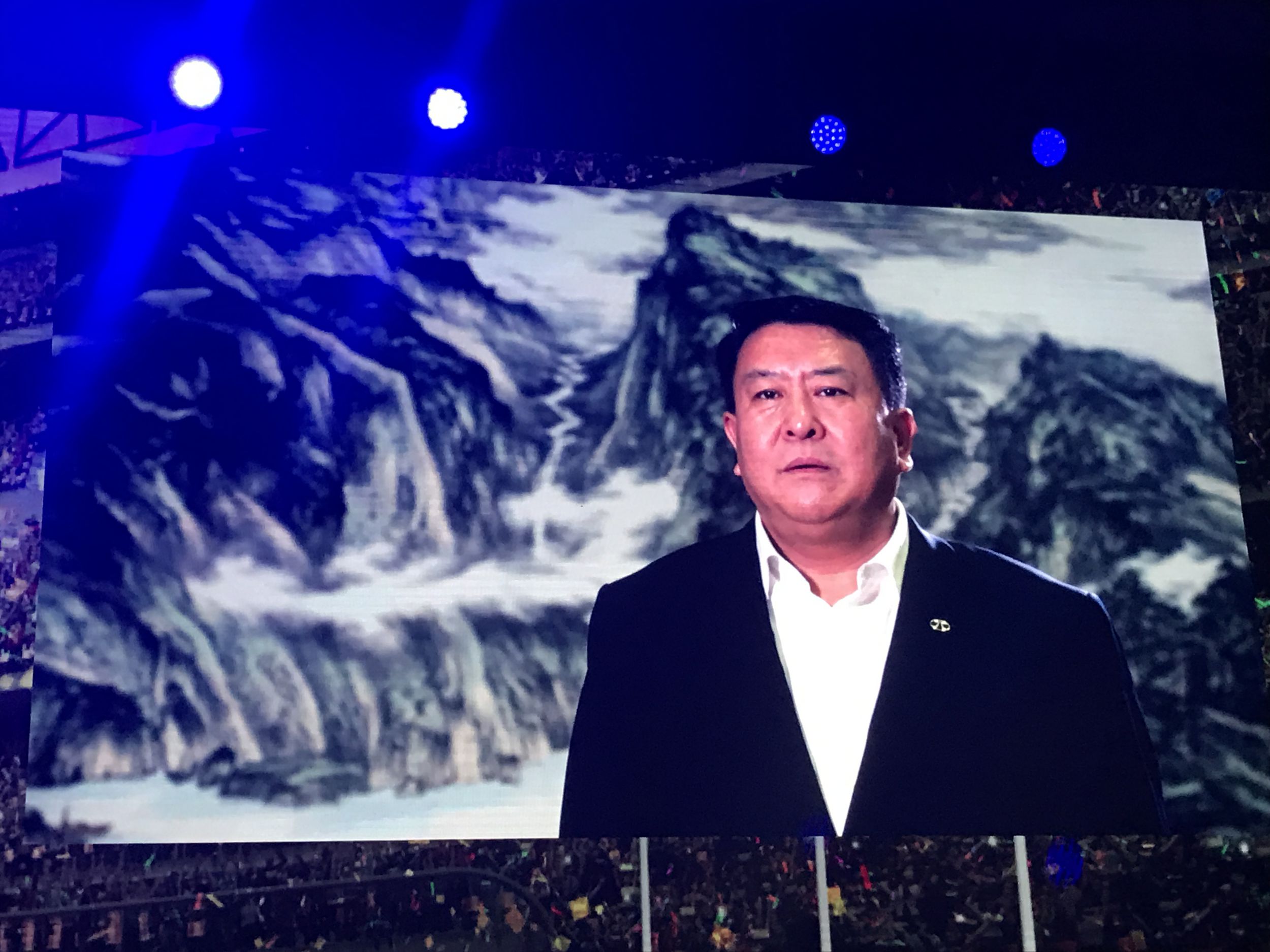 凝心聚力 成就卓越 --熱烈祝賀2016秋季梅賽德斯-奔馳全囯經(jīng)銷商大會(huì)取得圓滿成功！_騰凱融資租賃